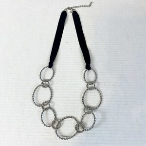 Chico’s Chanelle Silver Twisted Linked Ring Velvet Strap Necklace